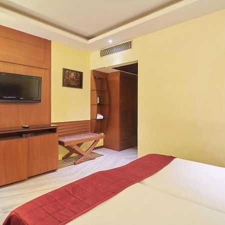 Hotel Dee Cee Manor Chennai Exterior foto
