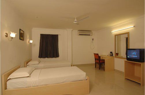Hotel Dee Cee Manor Chennai Exterior foto